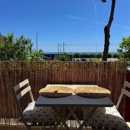 New Le Cocon Casa Boheme , Sea View, Air Conditioning, Parking 昂蒂布